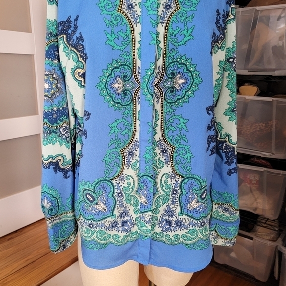 Apt. 9 Bold Retro style Printed Colorful Button front Top Size Large - Picture 3 of 16